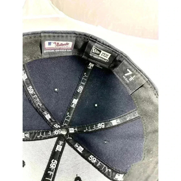 Boston Red Sox New Era 59FIFTY Fitted Sz 7-1/8 MLB Cap Hat Navy Blue - Picture 9 of 10